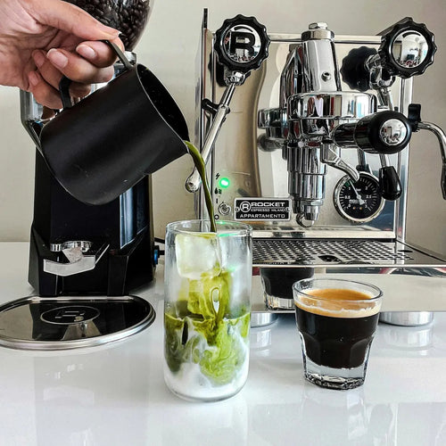 Matcha, kaffe, eller begge deler? Slik optimaliserer du energien din
