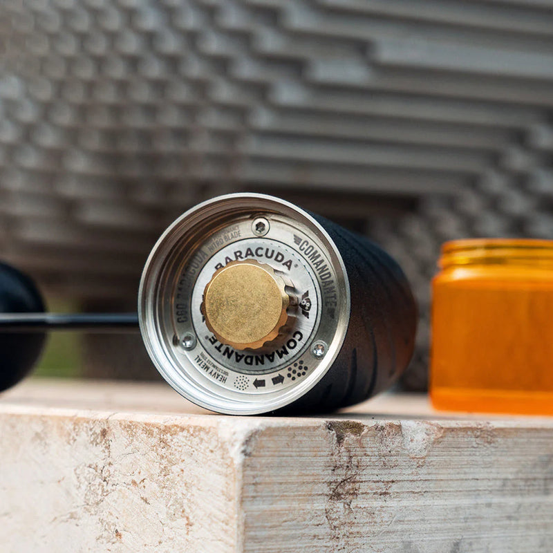 Comandante C60 Baracuda Kaffekvern (Nautilus Blue)