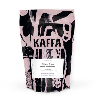 Reisen: Tyve År – Kaffas Eksklusive Jubileumskolleksjon