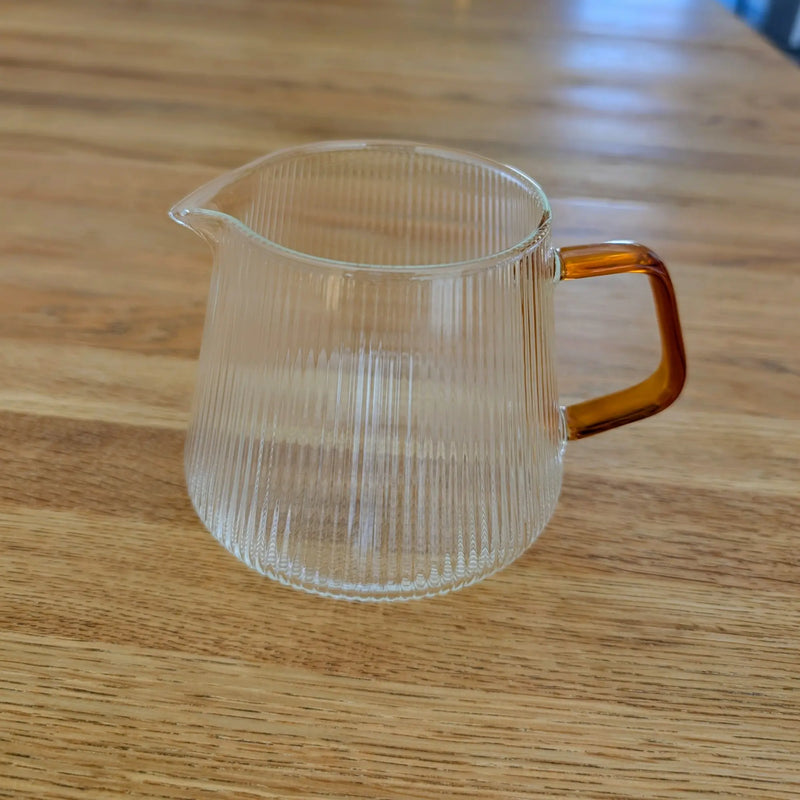 Typica Serveringskanne i Rillet Glass (600 ml)